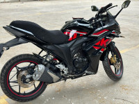 Black/red Suzuki Gixxer SF Fi