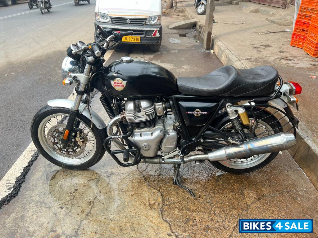 Royal Enfield Interceptor 650 Twin Royal Enfield Interceptor 650 Twin