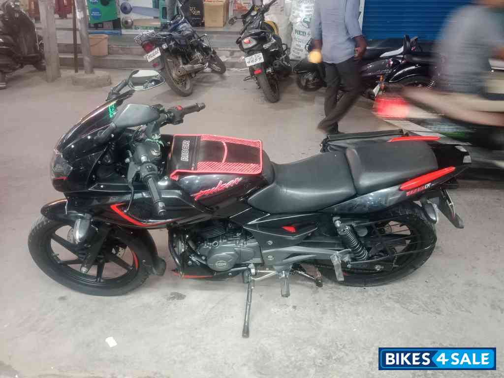 Bajaj Pulsar 180F Neon BS6 Bajaj Pulsar 180F Neon BS6