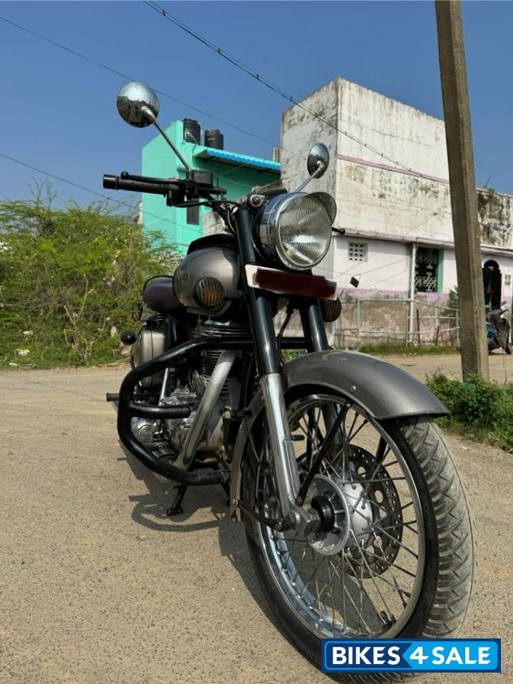 Royal Enfield Classic Gunmetal Grey Royal Enfield Classic Gunmetal Grey