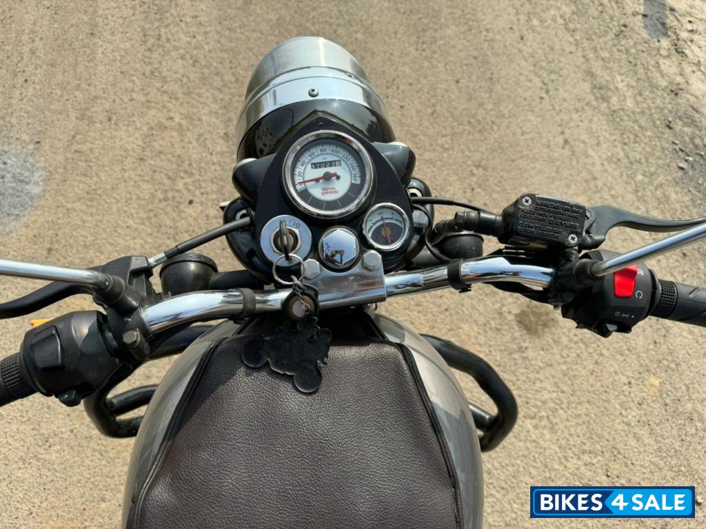 Royal Enfield Classic Gunmetal Grey Royal Enfield Classic Gunmetal Grey