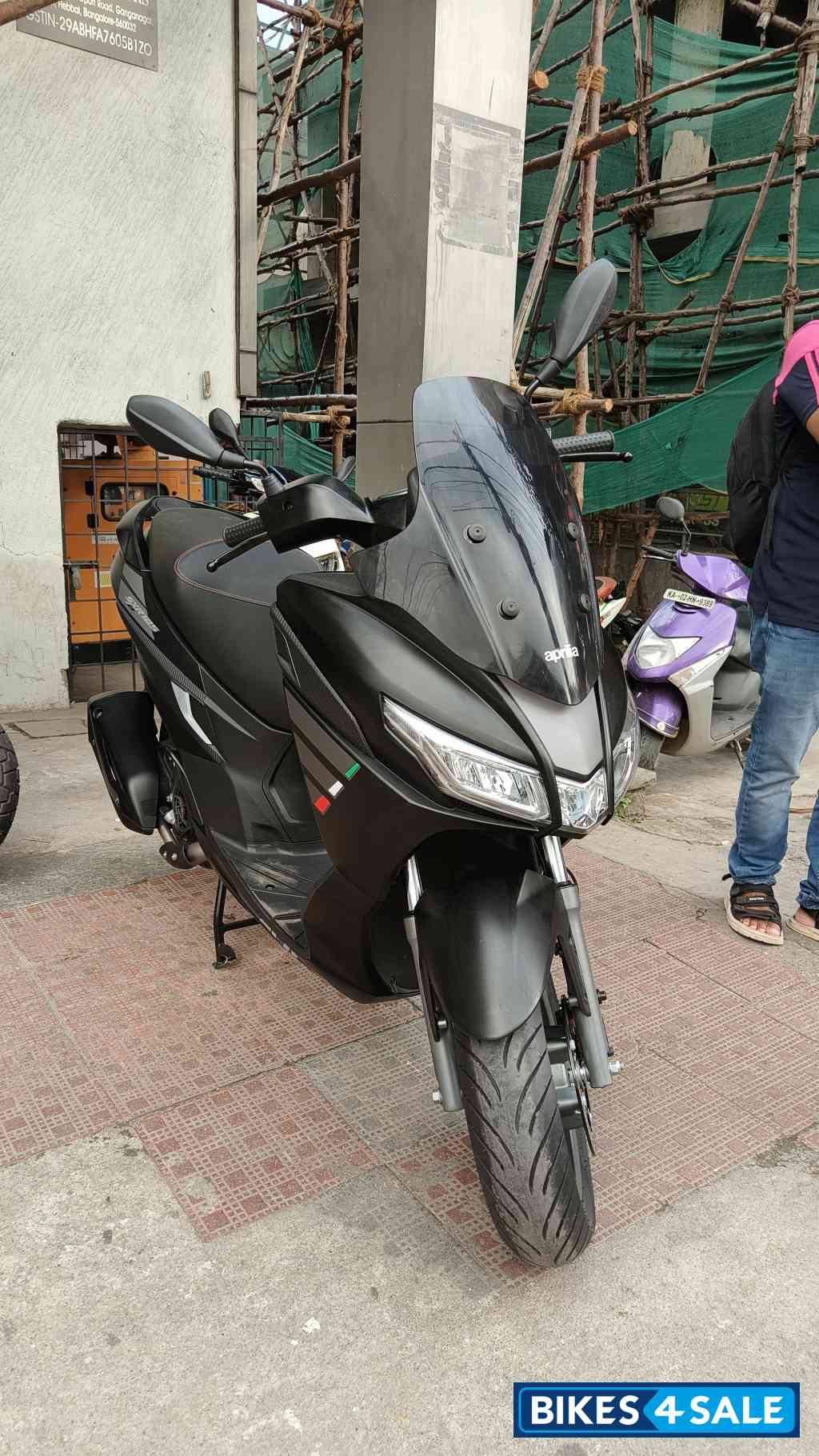 Matte Black Aprilia SXR 125