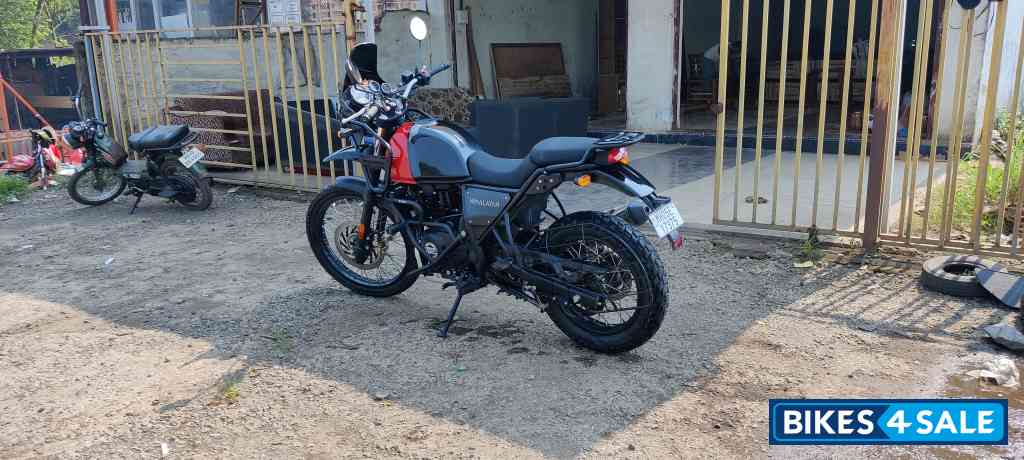 Rock Red Royal Enfield Himalayan BS VI Rock Red Royal Enfield Himalayan BS VI