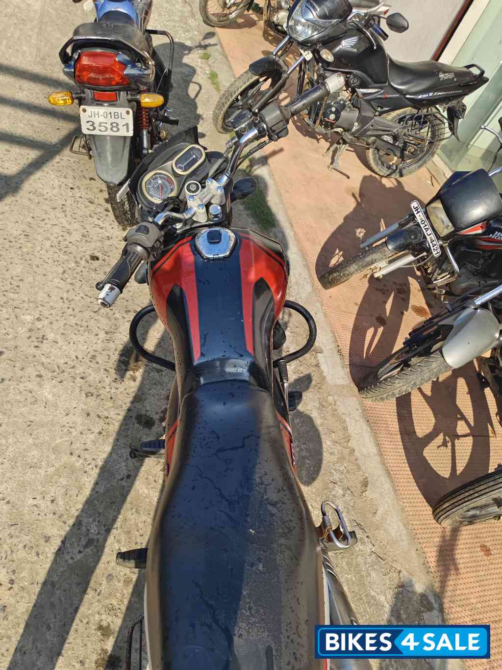Bajaj V15 Bajaj V15