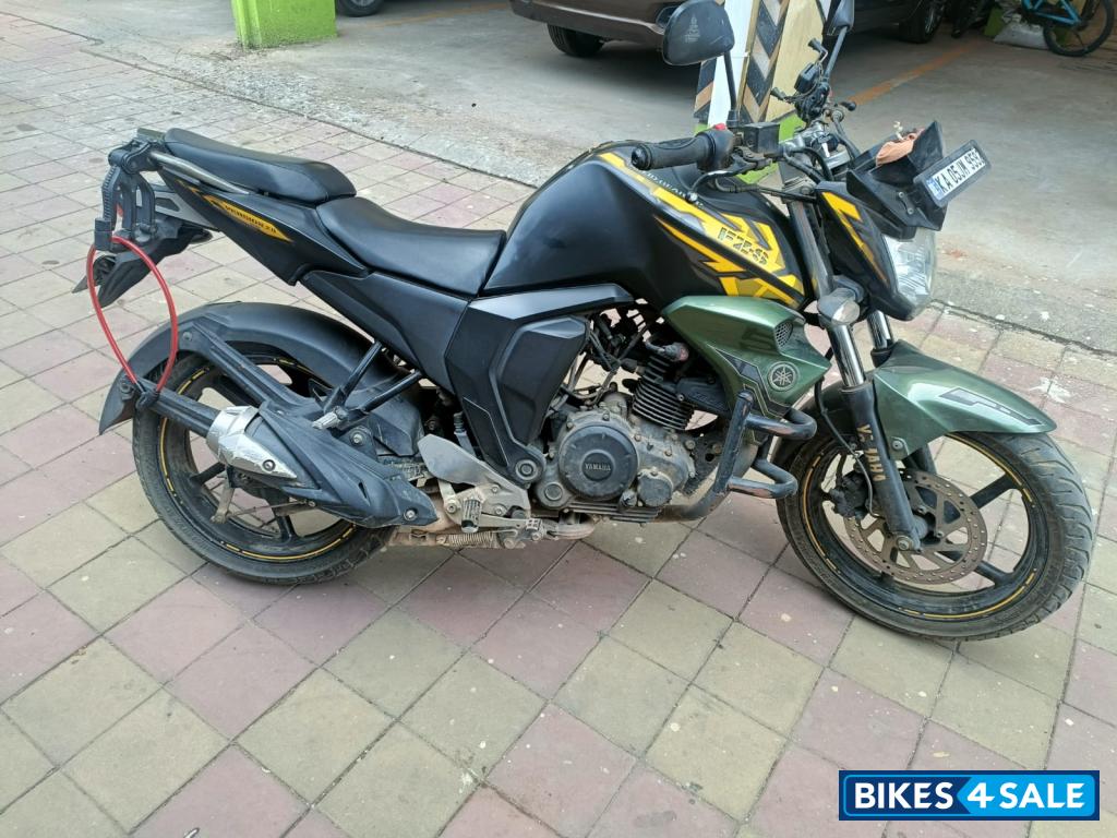 Yamaha FZ-S FI V2 Yamaha FZ-S FI V2