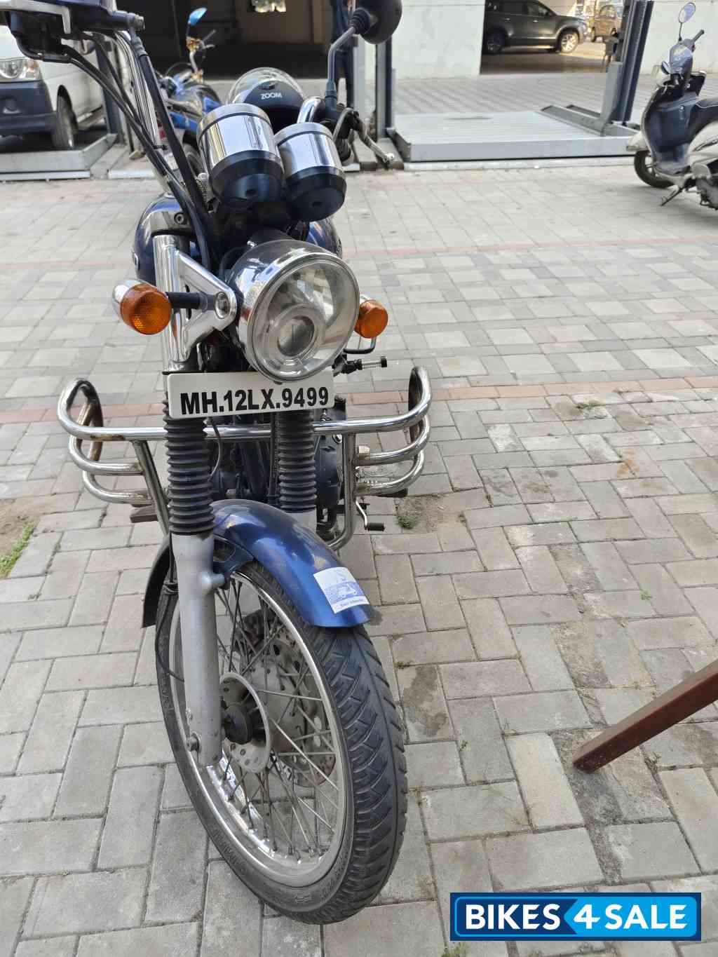 Royal Enfield Thunderbird 350 Royal Enfield Thunderbird 350