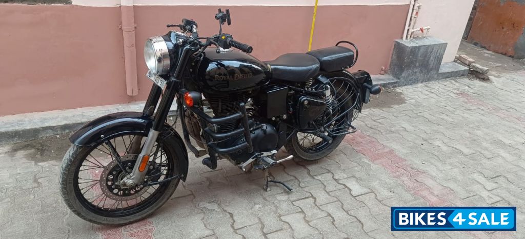 Royal Enfield Classic 350 Single Channel BS6 Royal Enfield Classic 350 Single Channel BS6
