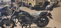 Black Bajaj Avenger Street 160 BS6