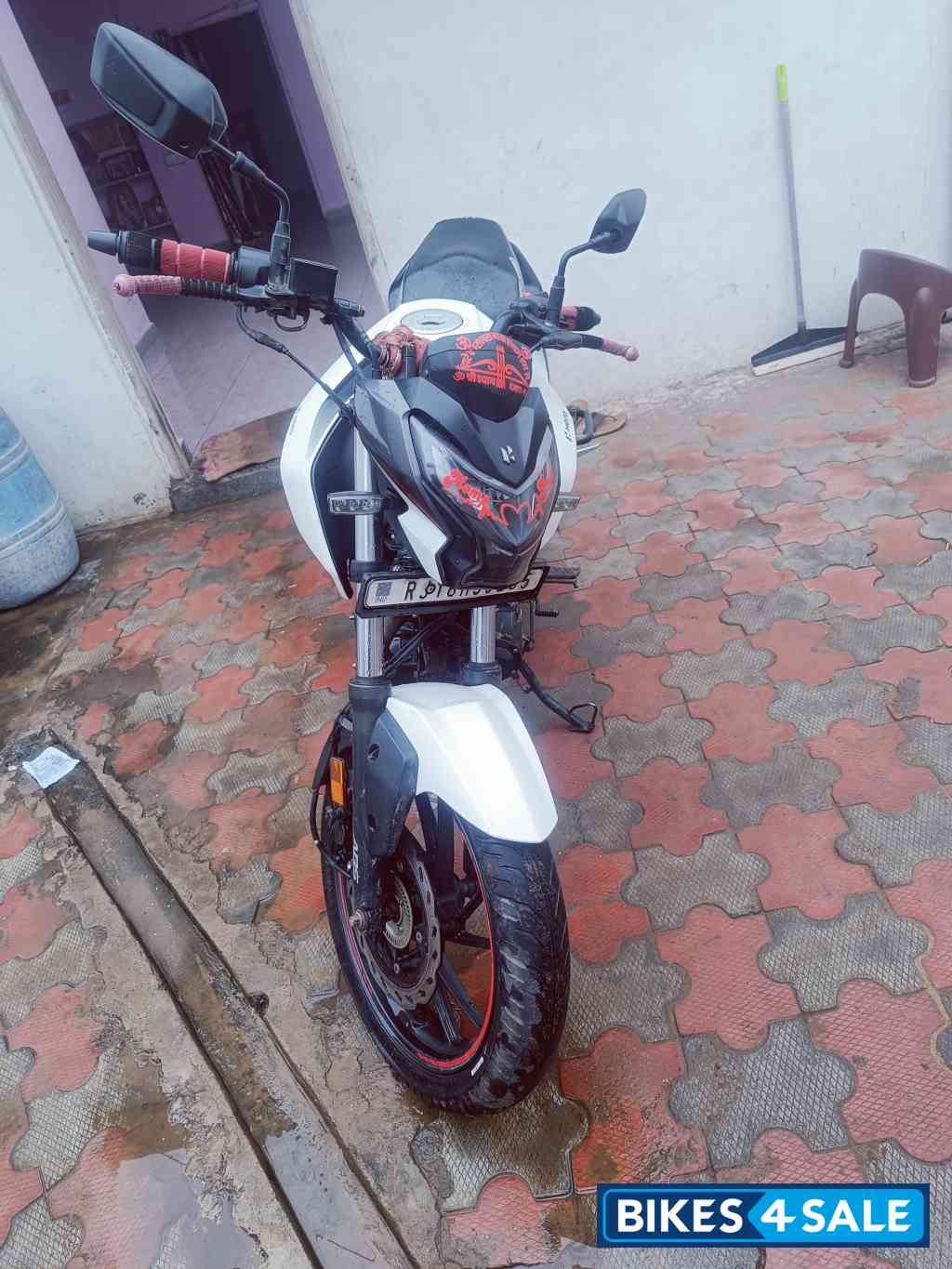 Hero Xtreme 160R Hero Xtreme 160R