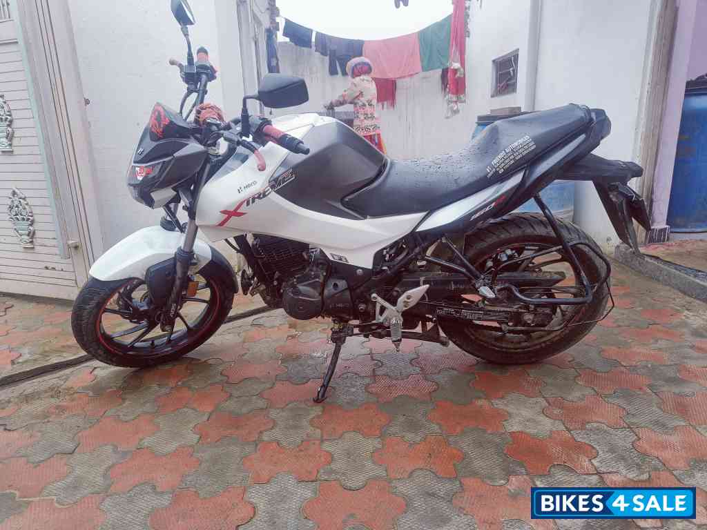 Hero Xtreme 160R Hero Xtreme 160R