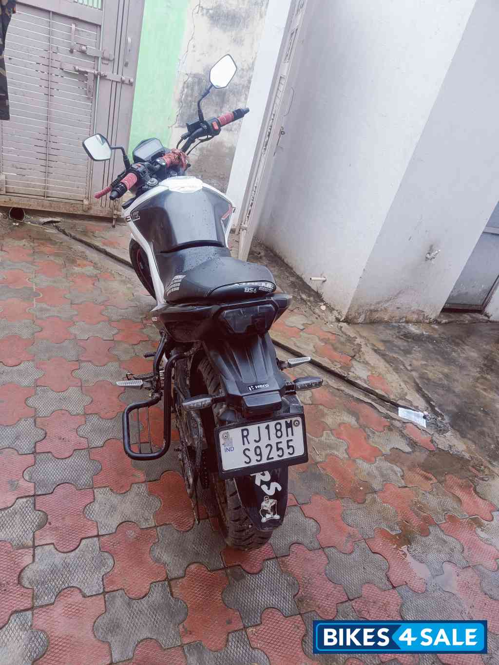 Hero Xtreme 160R Hero Xtreme 160R