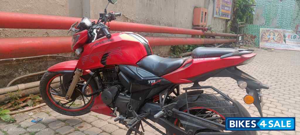 Red TVS Apache RTR 200 4V ABS Red TVS Apache RTR 200 4V ABS