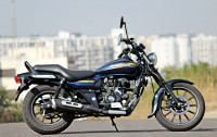 Bajaj Avenger 2017 Model