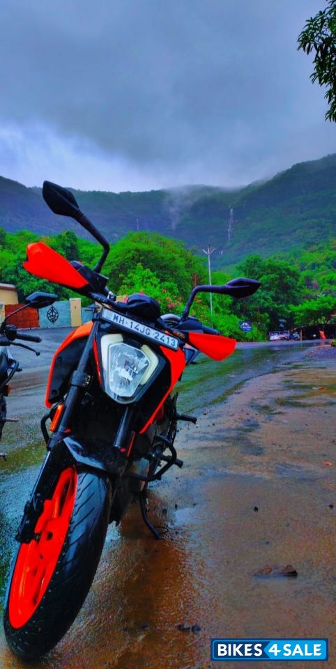 KTM Duke 200 ABS KTM Duke 200 ABS