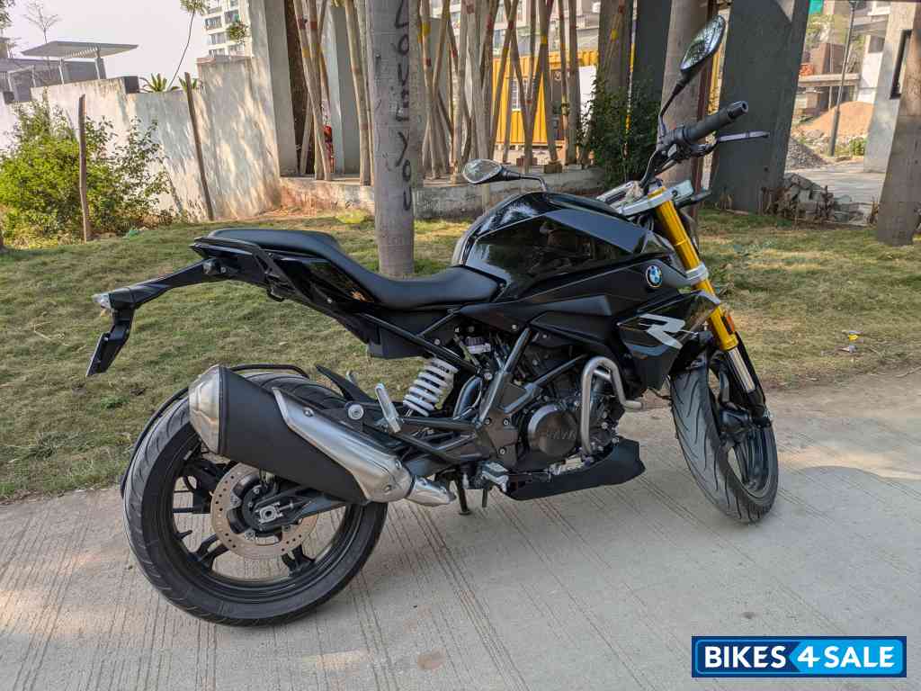 Cosmic Black BMW G 310 R BS6 Cosmic Black BMW G 310 R BS6