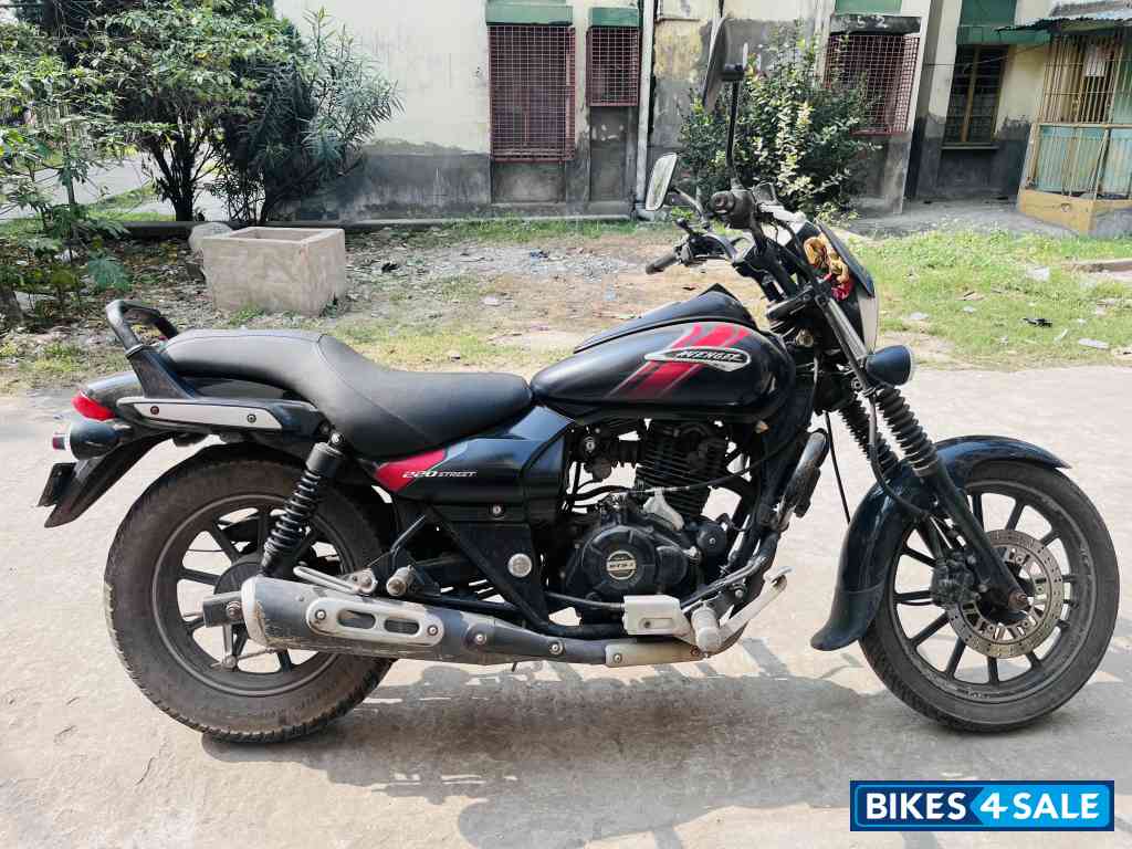 Bajaj Avenger Street 220 Bajaj Avenger Street 220