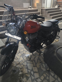 Fireball Red Royal Enfield Meteor 350 Fireball