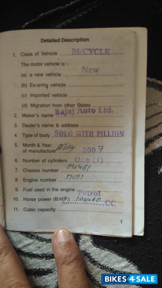 Black Bajaj Pulsar 180 DTSi Black Bajaj Pulsar 180 DTSi