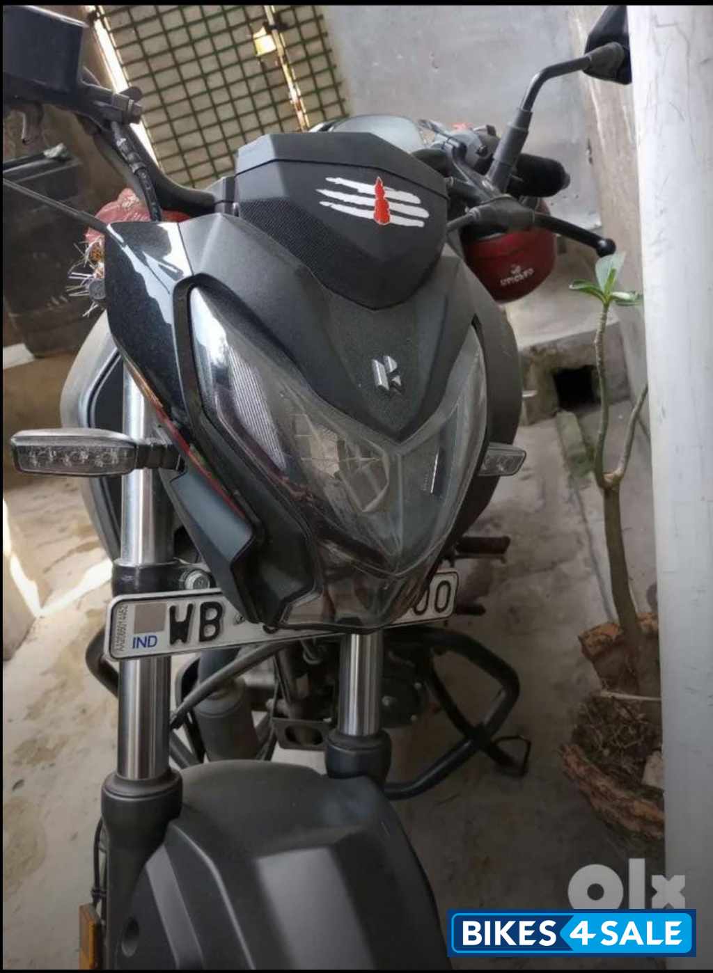 Hero Xtreme 160R Stealth Edition Hero Xtreme 160R Stealth Edition