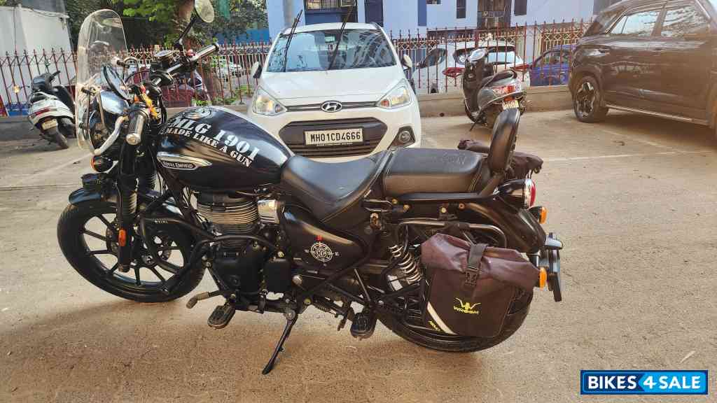 Matte Black Royal Enfield Meteor 350 Stellar Matte Black Royal Enfield Meteor 350 Stellar