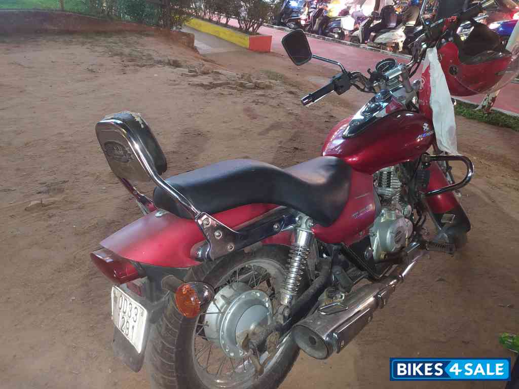 Bajaj Avenger 220 DTS-i Bajaj Avenger 220 DTS-i