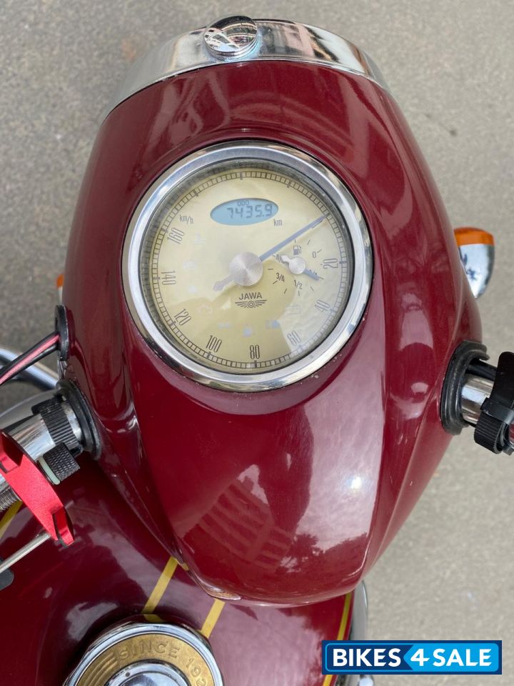 Jawa 42 Dual Channel ABS Orion Red Jawa 42 Dual Channel ABS Orion Red