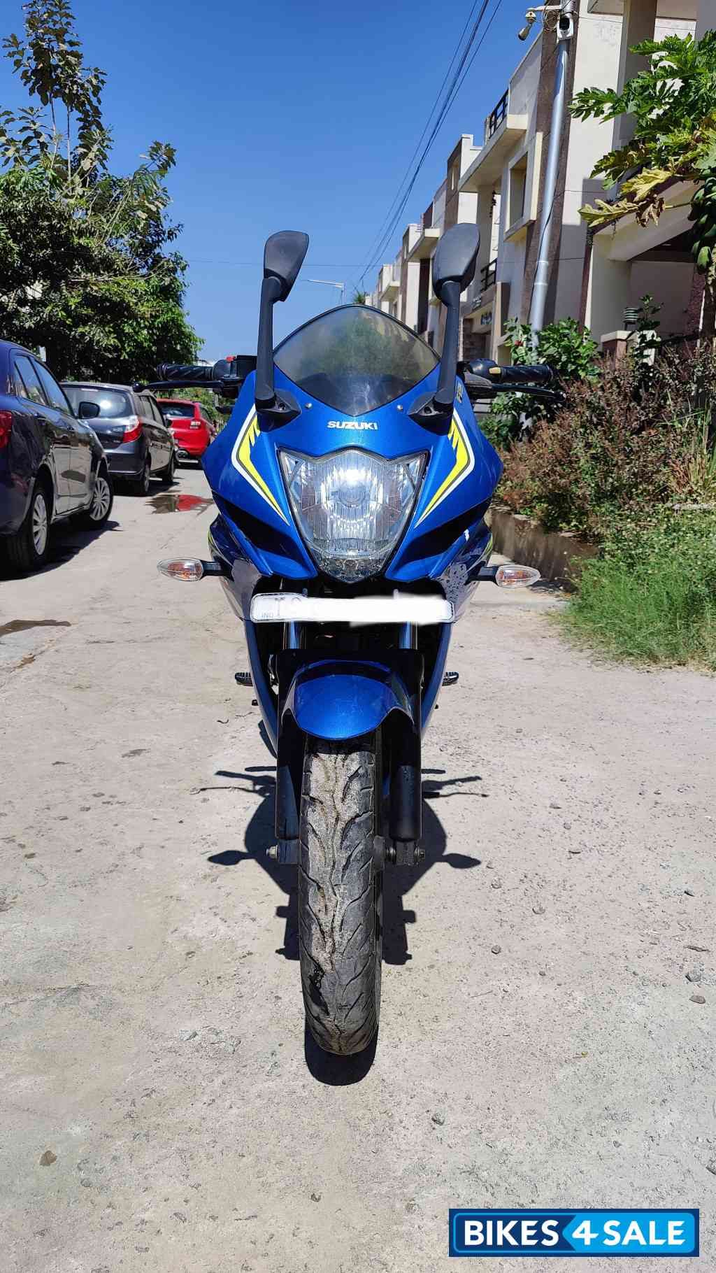 Blue Suzuki Gixxer SF Fi Blue Suzuki Gixxer SF Fi