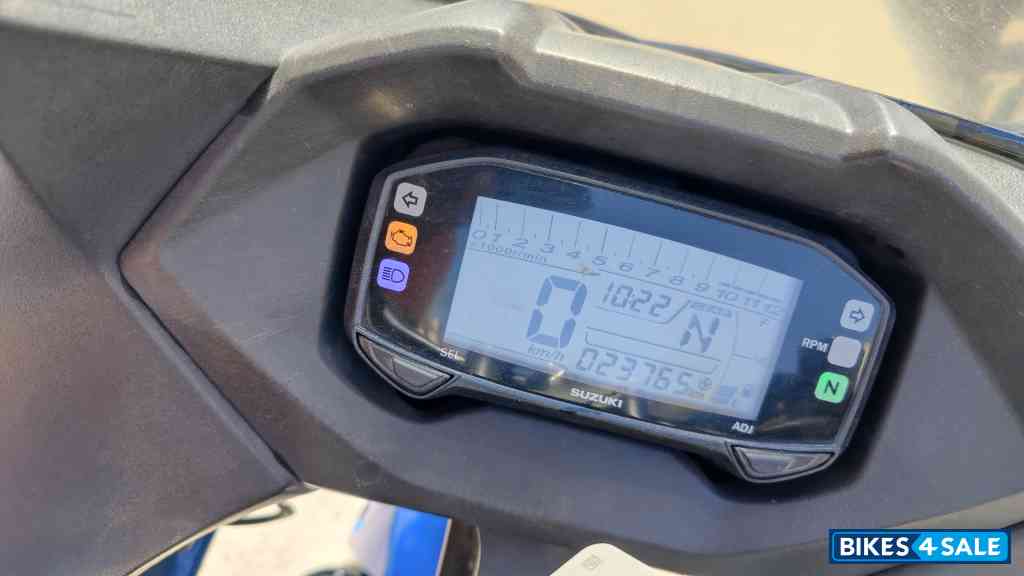 Blue Suzuki Gixxer SF Fi Blue Suzuki Gixxer SF Fi