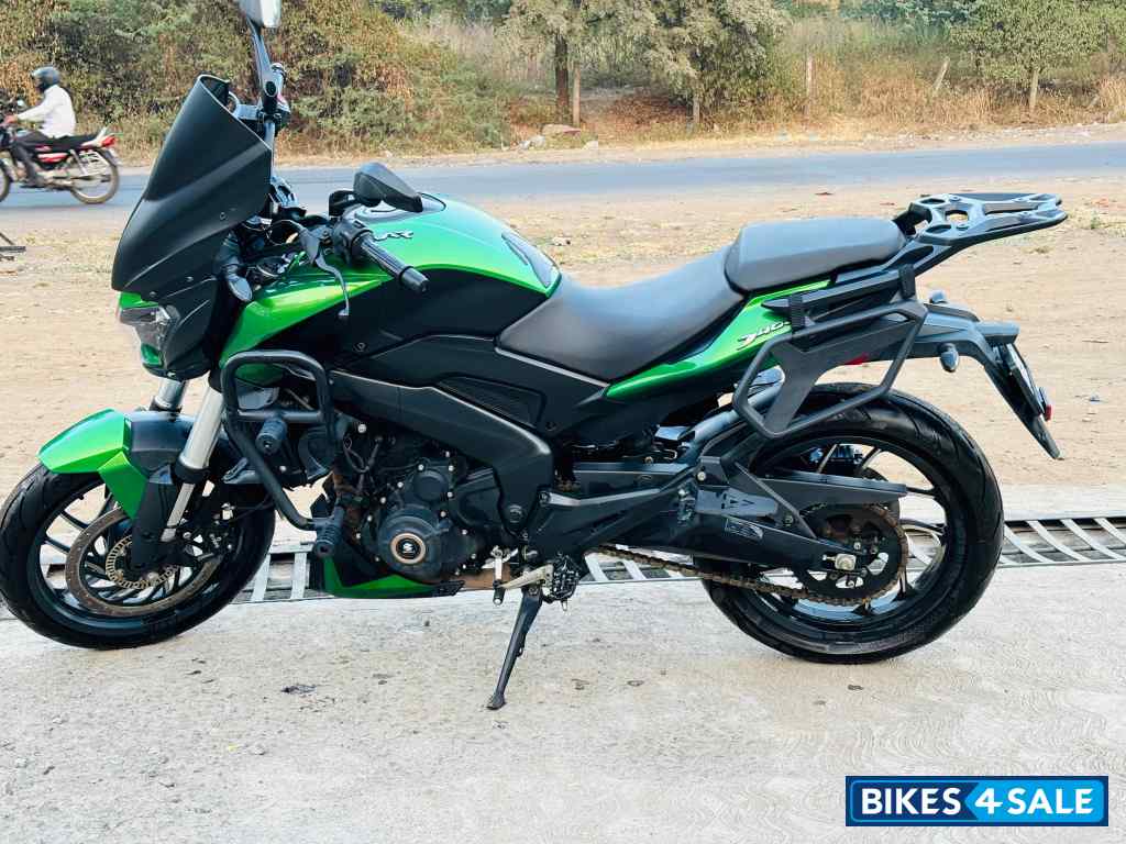 Bajaj 2021 Dominar 400