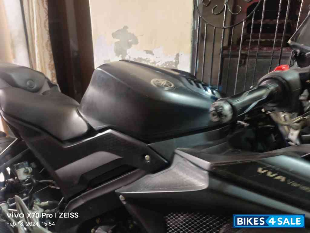 Black Yamaha YZF R15 V3 Black Yamaha YZF R15 V3