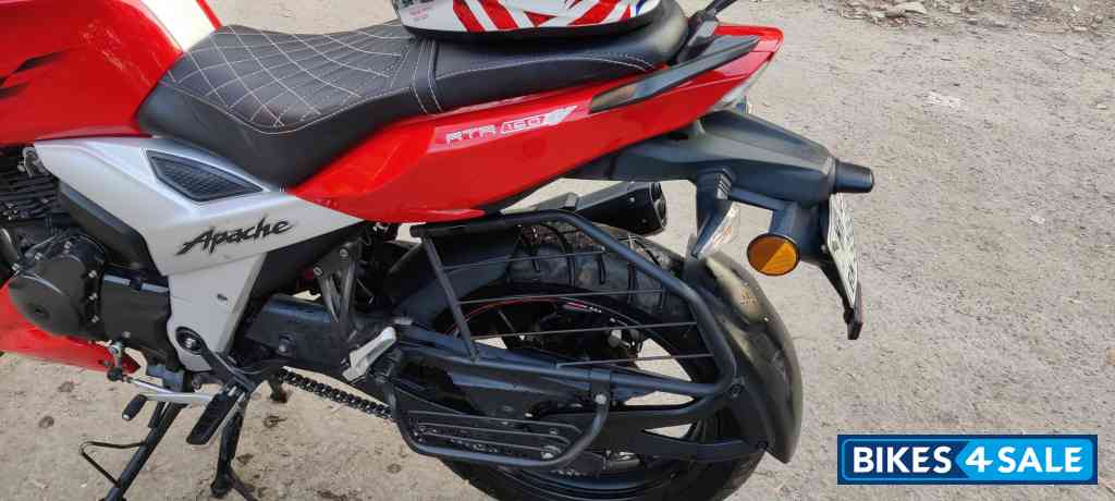 Red TVS Apache RTR 160 4V Red TVS Apache RTR 160 4V