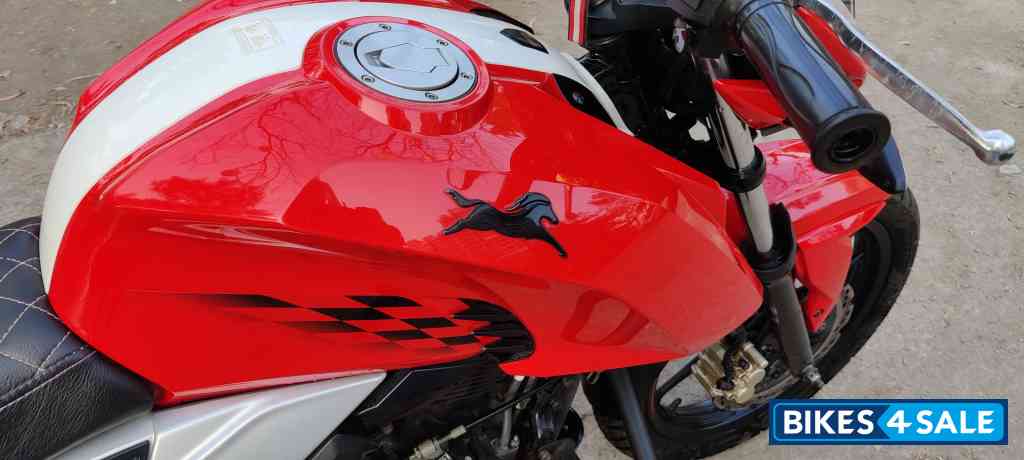 Red TVS Apache RTR 160 4V Red TVS Apache RTR 160 4V