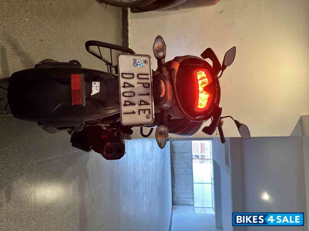 TVS Apache RTR 200 4V TVS Apache RTR 200 4V