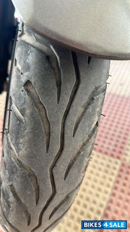 Grey Suzuki Intruder 150 Grey Suzuki Intruder 150