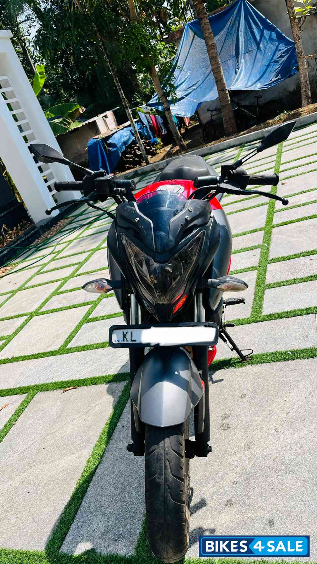 Bajaj Pulsar 200 NS Bajaj Pulsar 200 NS
