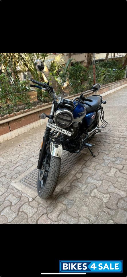 Dual Color Honda Hness CB350 DLX Pro Dual Color Honda Hness CB350 DLX Pro