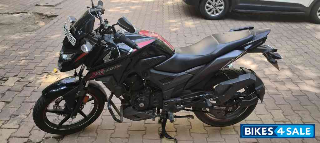 Honda XBlade