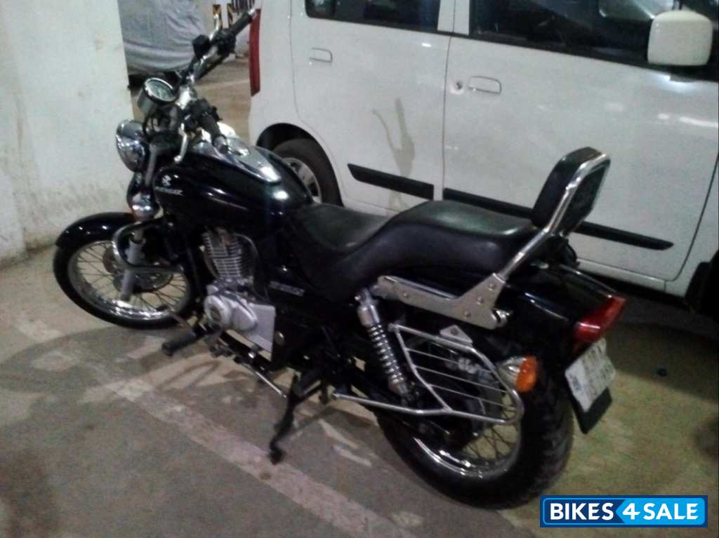 Bajaj Avenger 220 DTS-i Bajaj Avenger 220 DTS-i