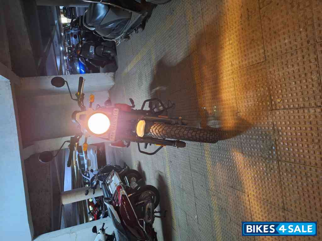 White And Red Royal Enfield Scram 411 White And Red Royal Enfield Scram 411