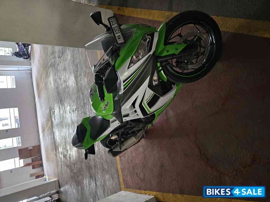 Kawasaki Ninja 300R Kawasaki Ninja 300R