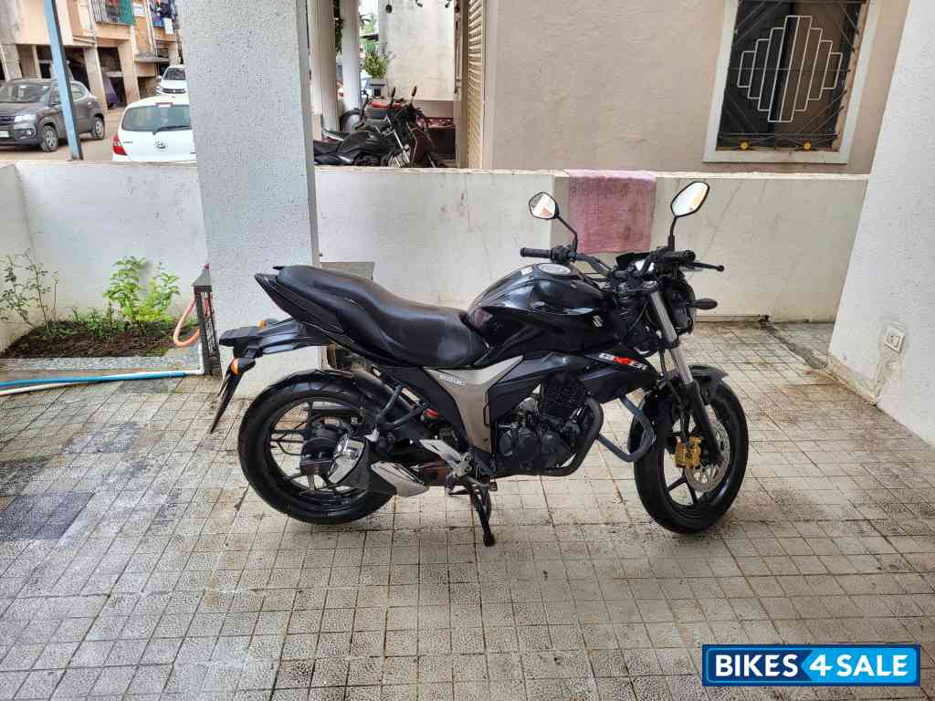 Suzuki Gixxer 150 Suzuki Gixxer 150