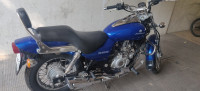 Blue Bajaj Avenger 220 DTS-i