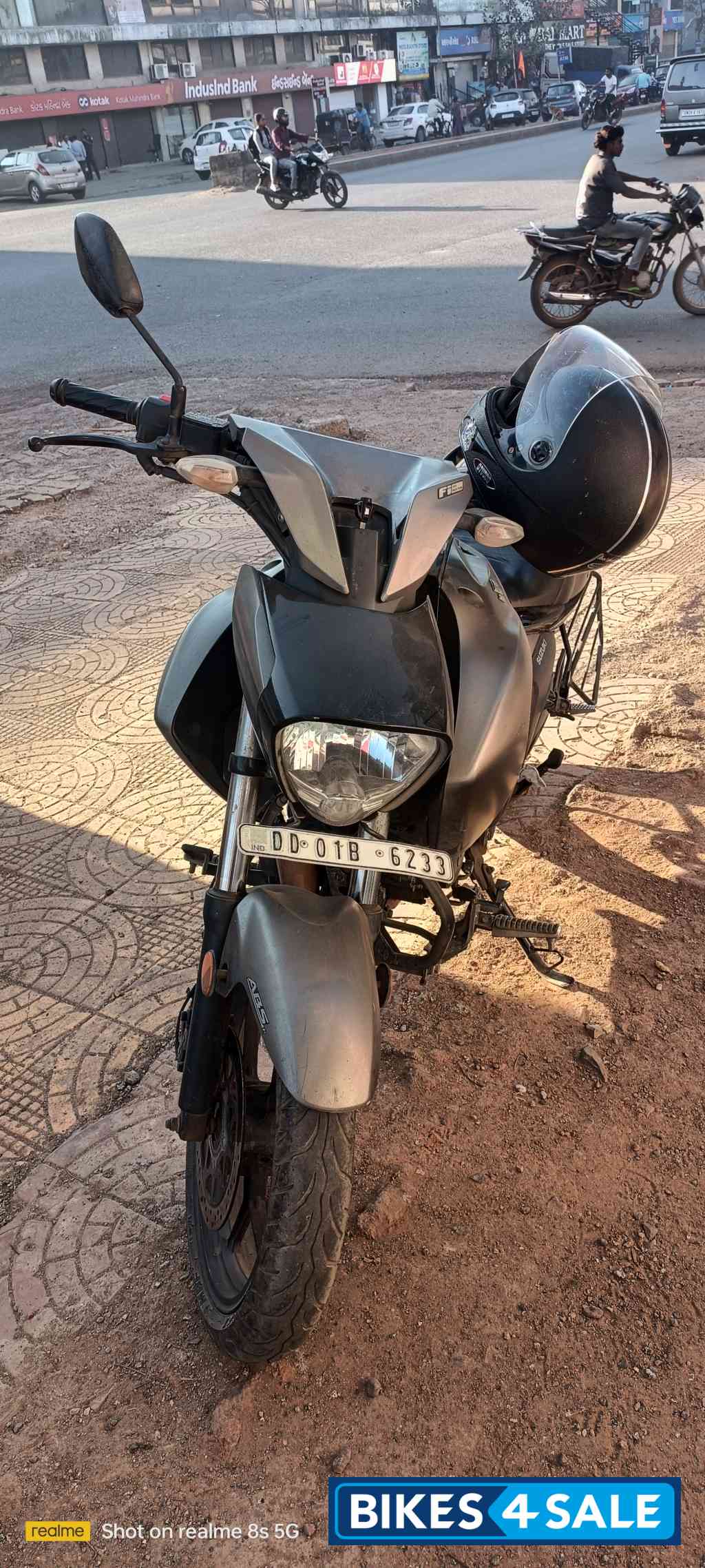 Suzuki Intruder 150 FI Suzuki Intruder 150 FI