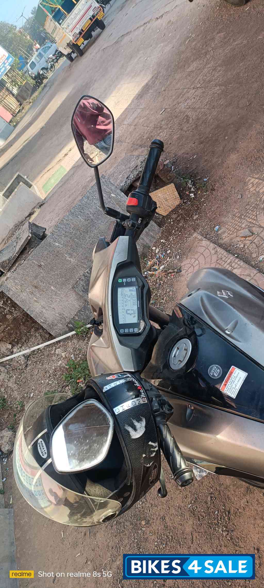 Suzuki Intruder 150 FI Suzuki Intruder 150 FI