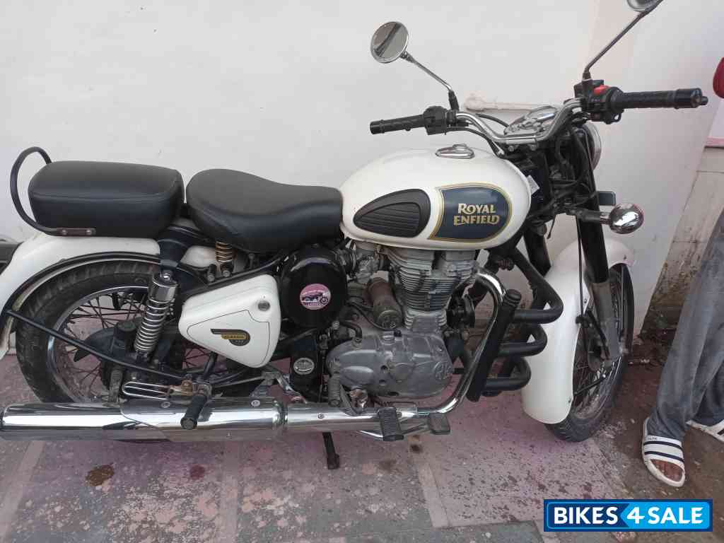 Ash Royal Enfield Classic 350 Ash Royal Enfield Classic 350