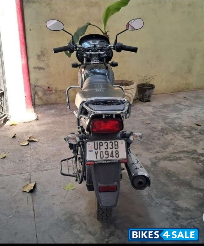 Black TVS Radeon BS6 Black TVS Radeon BS6