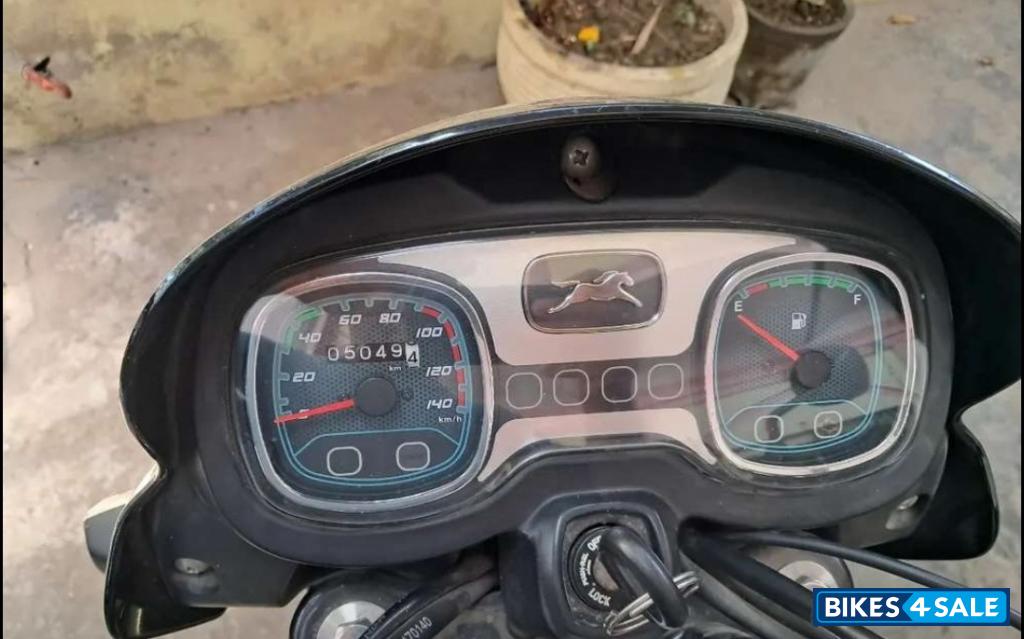 Black TVS Radeon BS6 Black TVS Radeon BS6