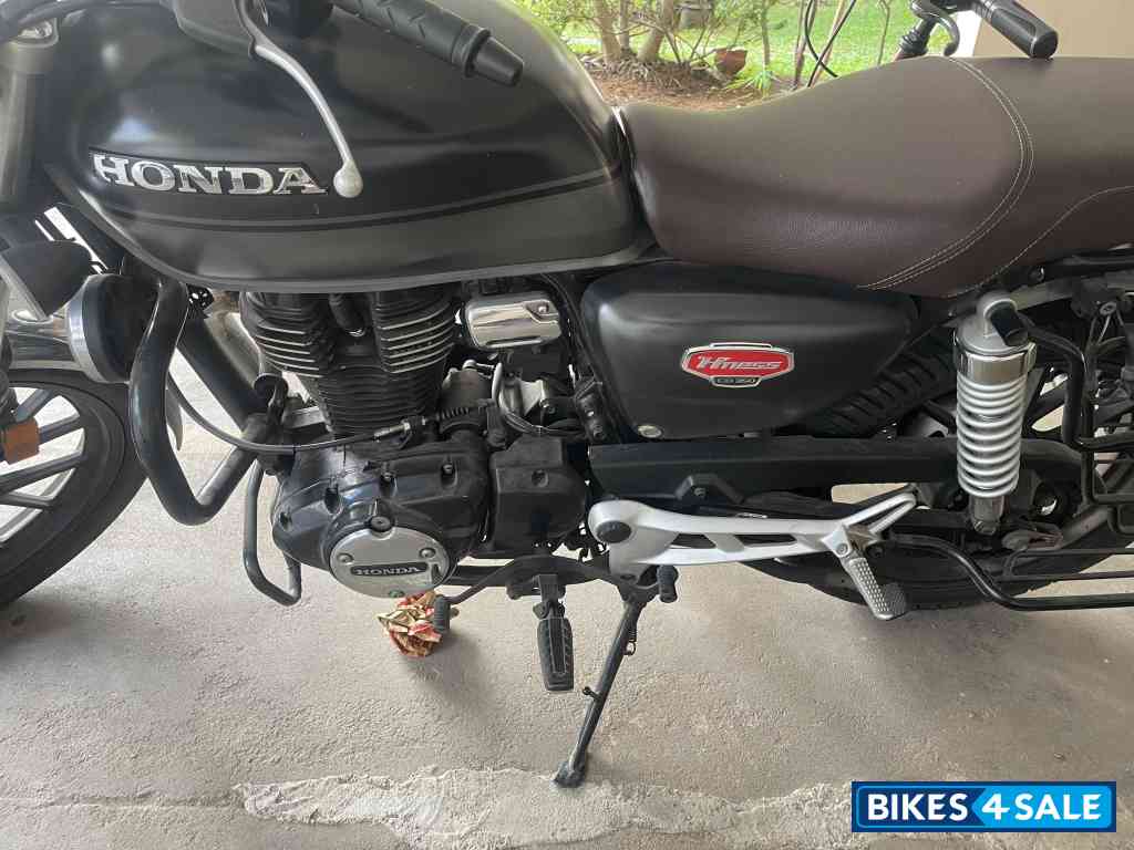 Honda CB350 DLX Honda CB350 DLX