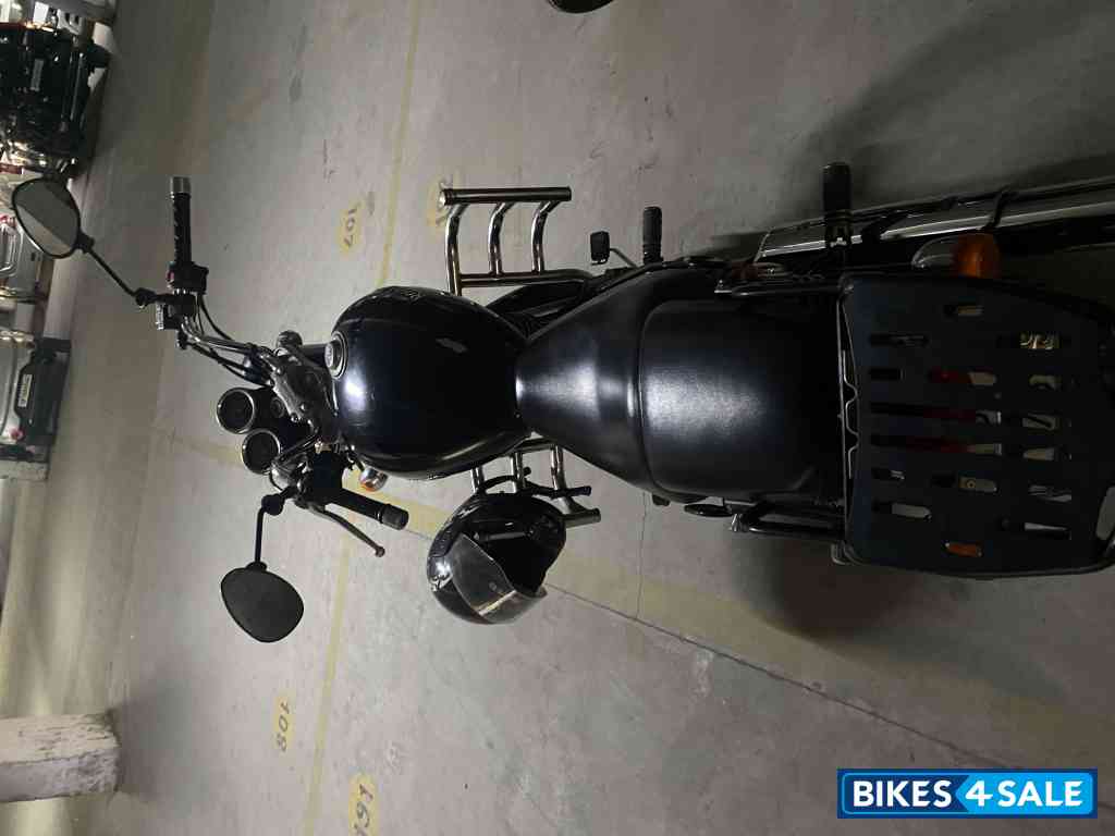 Royal Enfield Thunderbird 350 Royal Enfield Thunderbird 350