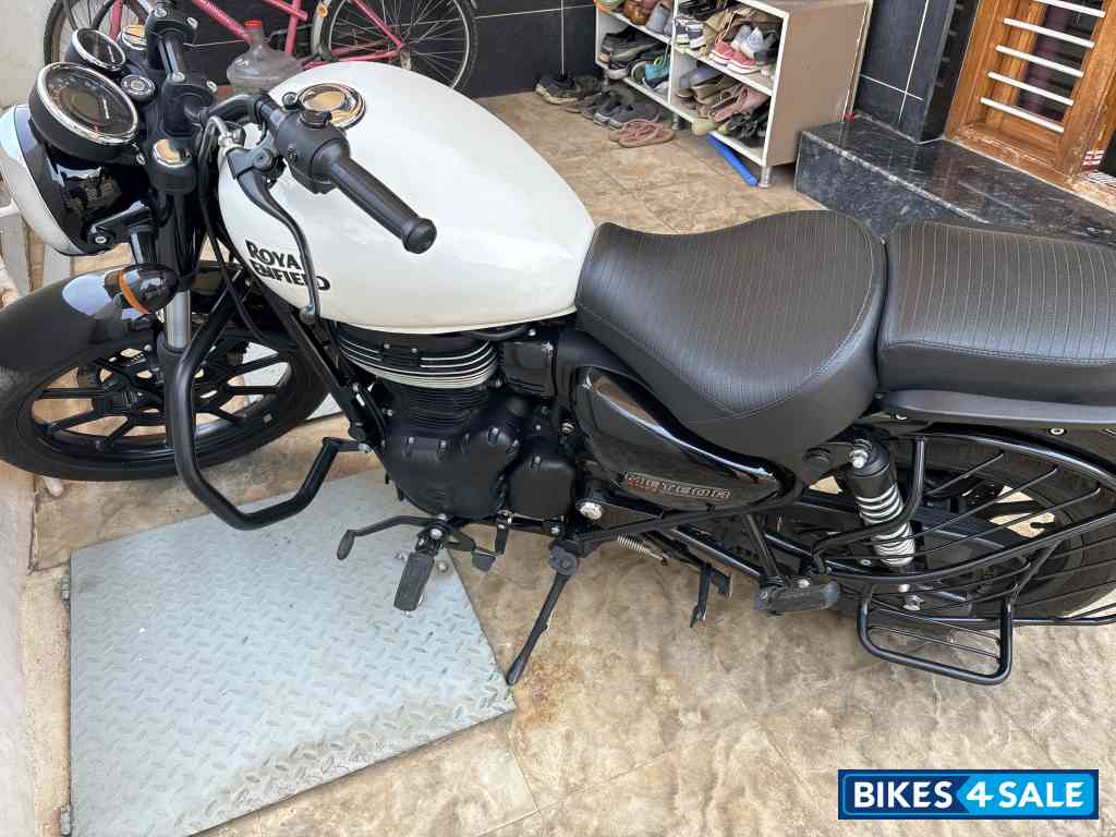 Royal Enfield Meteor 350 Royal Enfield Meteor 350